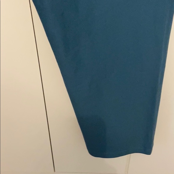 Women’s Under Armour Capri leggings - Picture 5 of 11